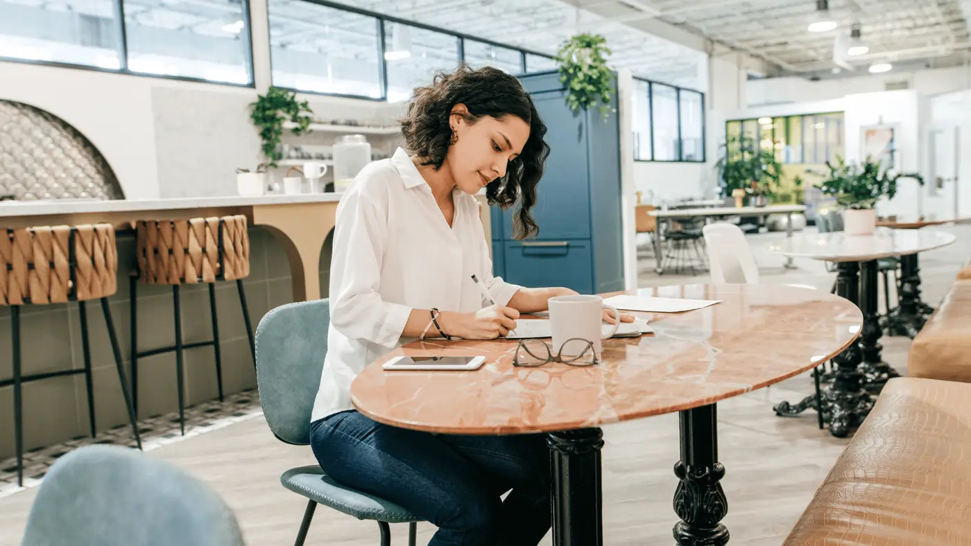 Prioritizing tasks efficiently to achieve goals and meet deadlines